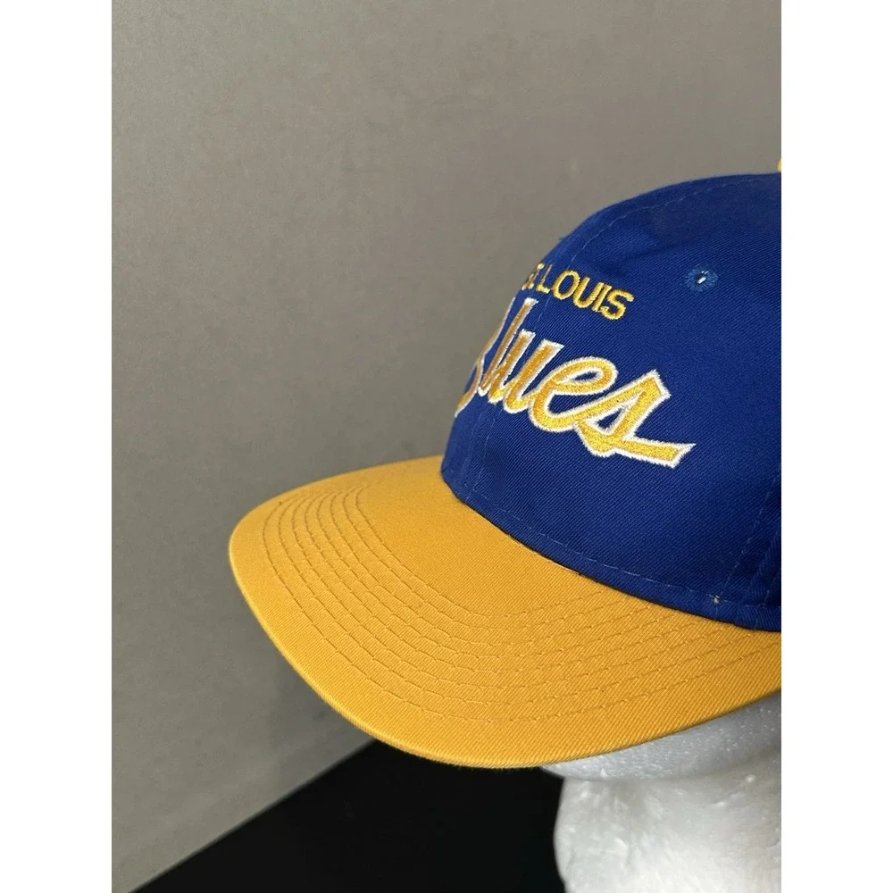 sports‎ specialties vintage St Louis Blues SnapBack Hat Youth Size